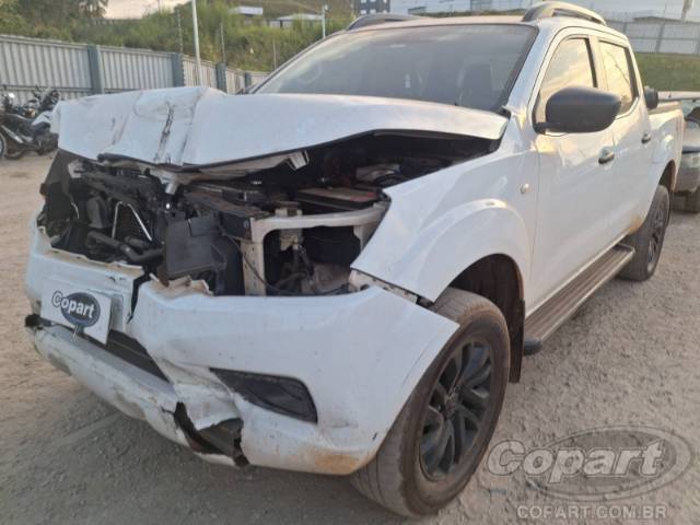 2021 NISSAN FRONTIER CD 