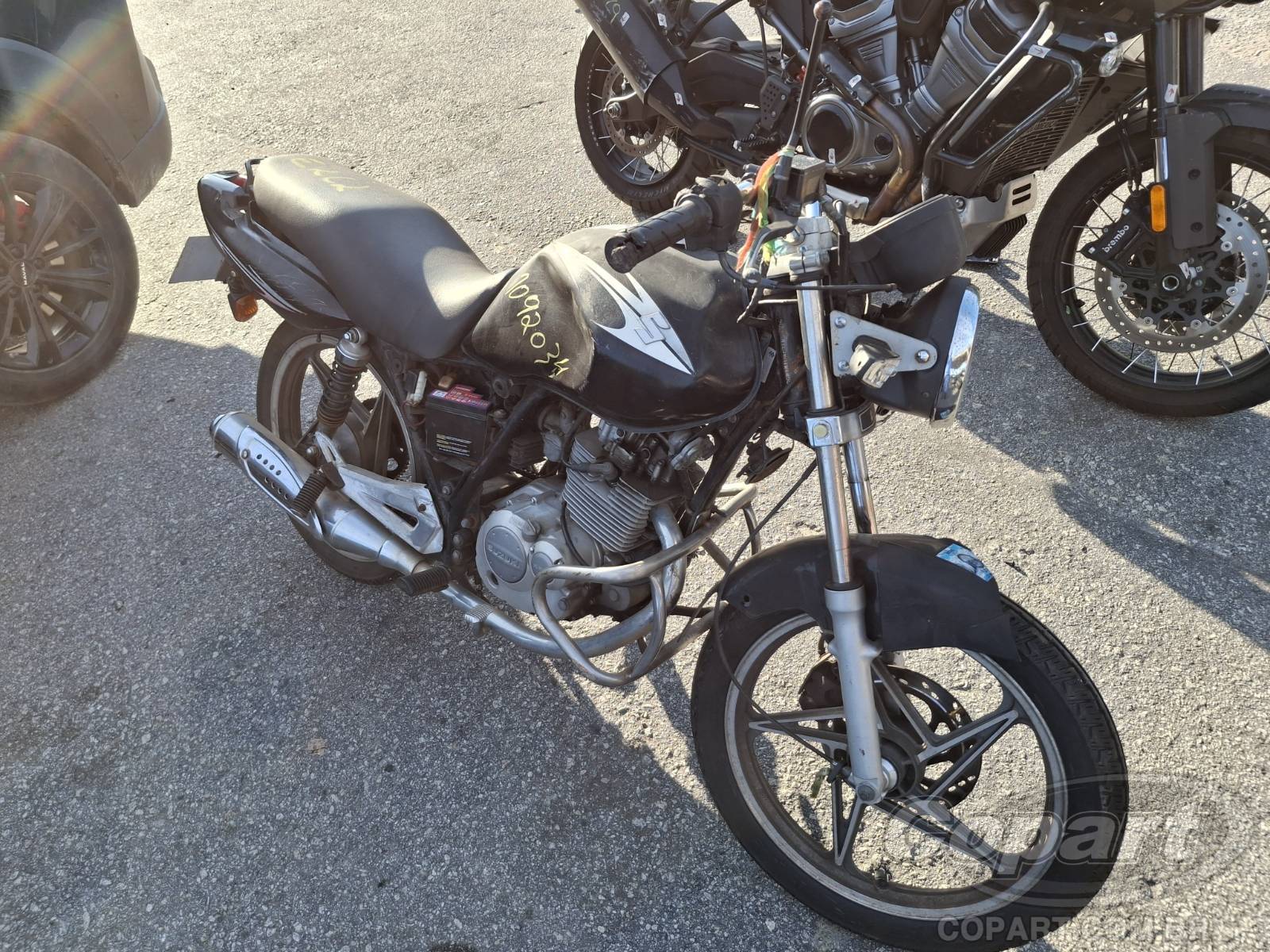 Veículo SUZUKI EN125 Suzuki EN125 2008 Recuperável 2008 em leilão