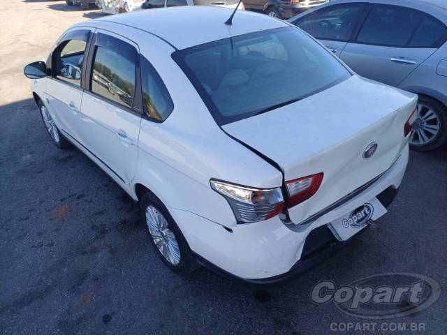 2015 FIAT GRAND SIENA 