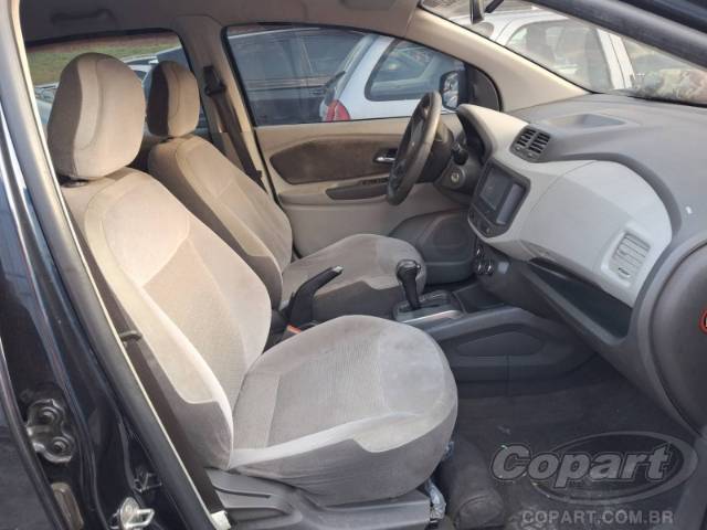 2015 CHEVROLET SPIN 