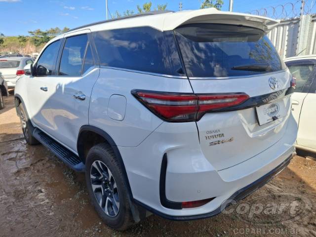 2025 TOYOTA SW4 