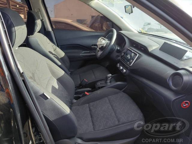 2024 NISSAN KICKS 