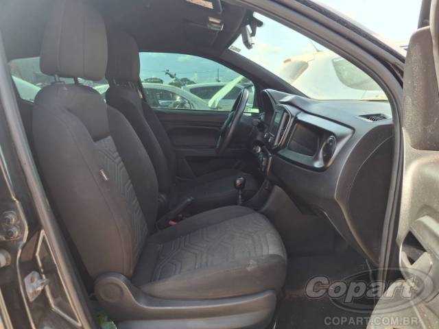 2021 FIAT STRADA CD 