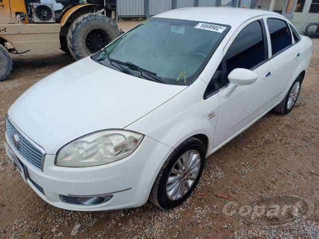 2013 FIAT LINEA 