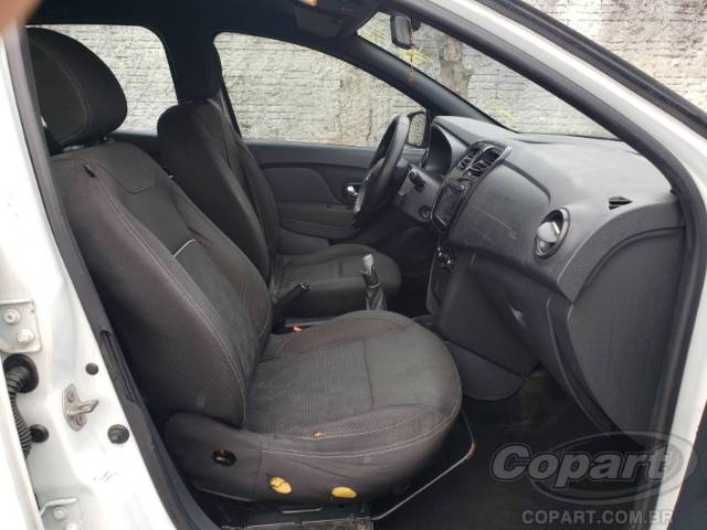 2020 RENAULT SANDERO 