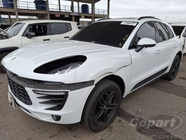2018 PORSCHE MACAN 