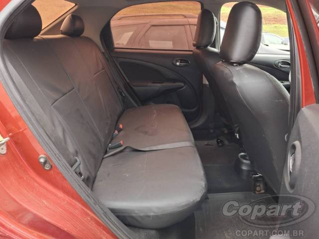 2015 TOYOTA ETIOS SEDA 