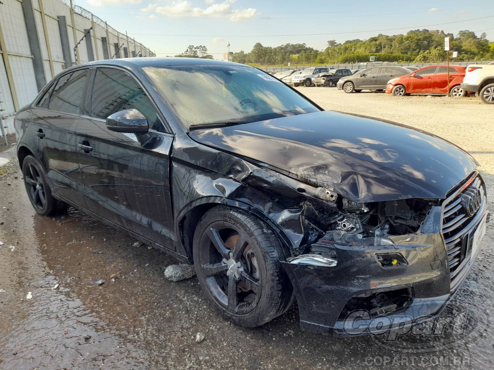 Veículo Audi A3 Audi A3 Sedan Ambiente 1.4 16V TFSI Turbo 2018 Colisão Média Monta 2018 em leilão