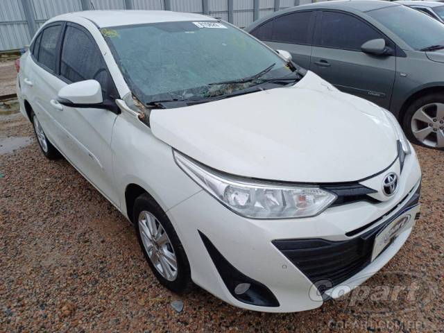 2019 TOYOTA YARIS SEDA 