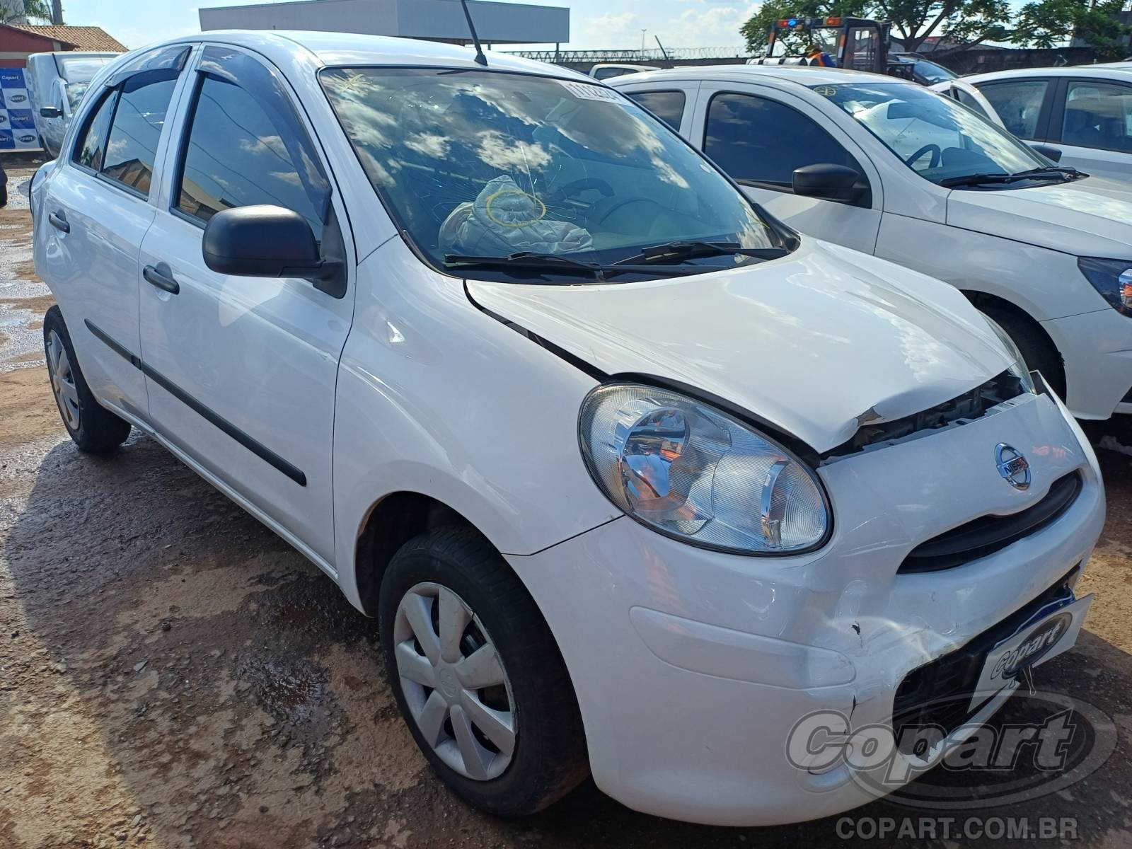 NISSAN MARCH 2015