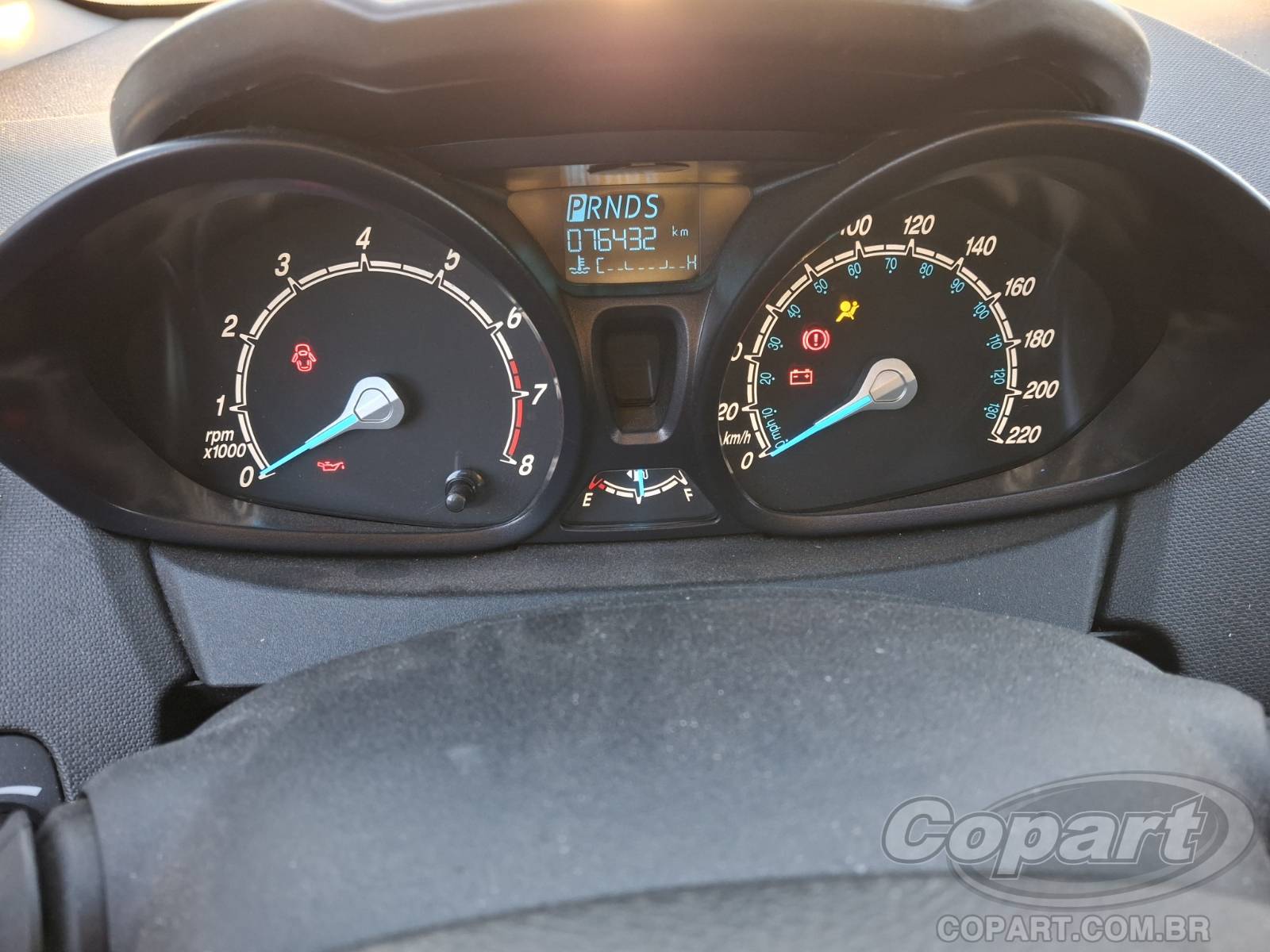 Foto 8 de 10: 2016 FORD FIESTA