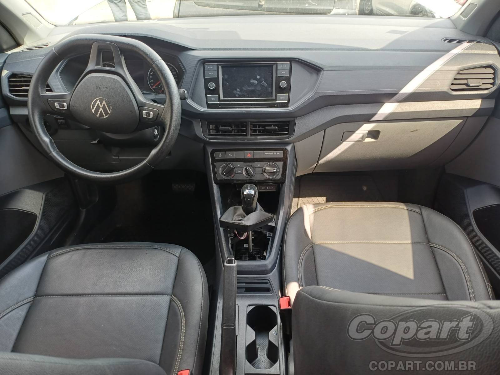 Foto 9 de 10: 2024 VOLKSWAGEN T-CROSS