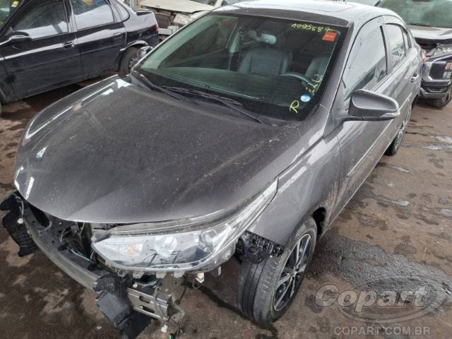 2021 TOYOTA YARIS SEDA 