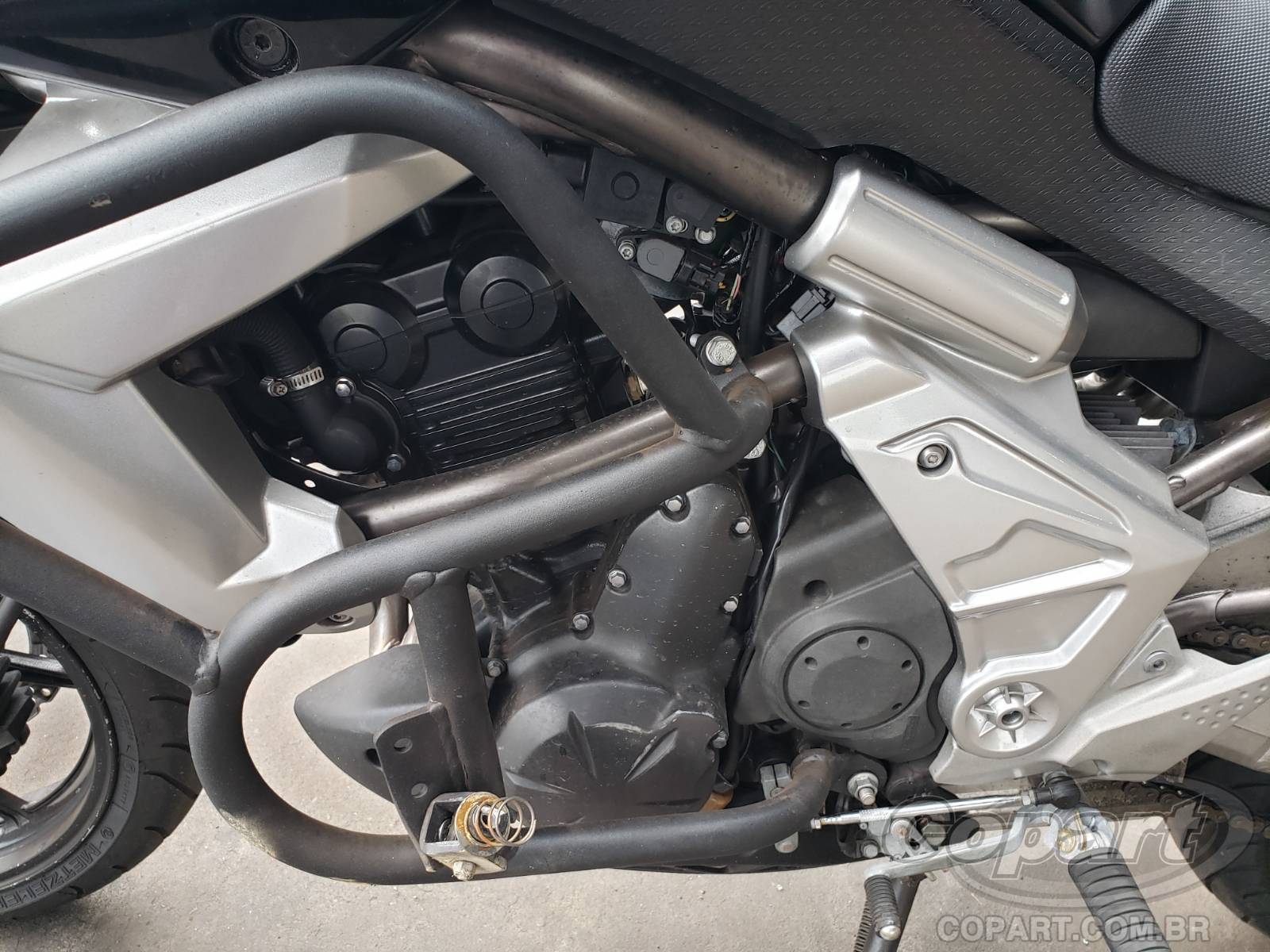 Foto 9 de 12: 2010 KAWASAKI VERSYS
