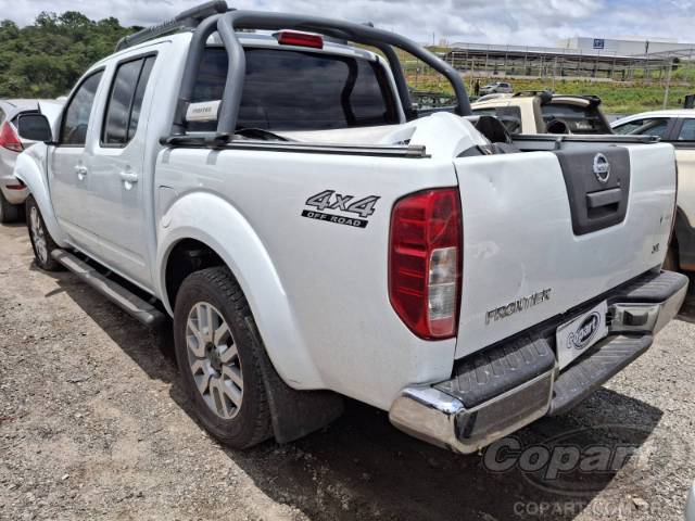 2016 NISSAN FRONTIER CD 