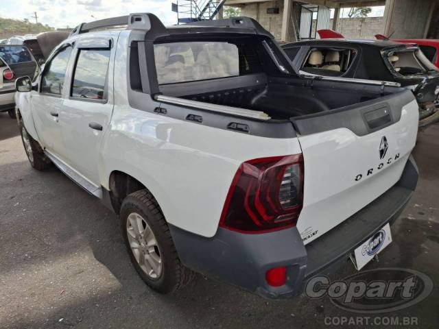 2020 RENAULT DUSTER OROCH 