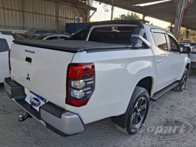 2021 MITSUBISHI L200 TRITON 