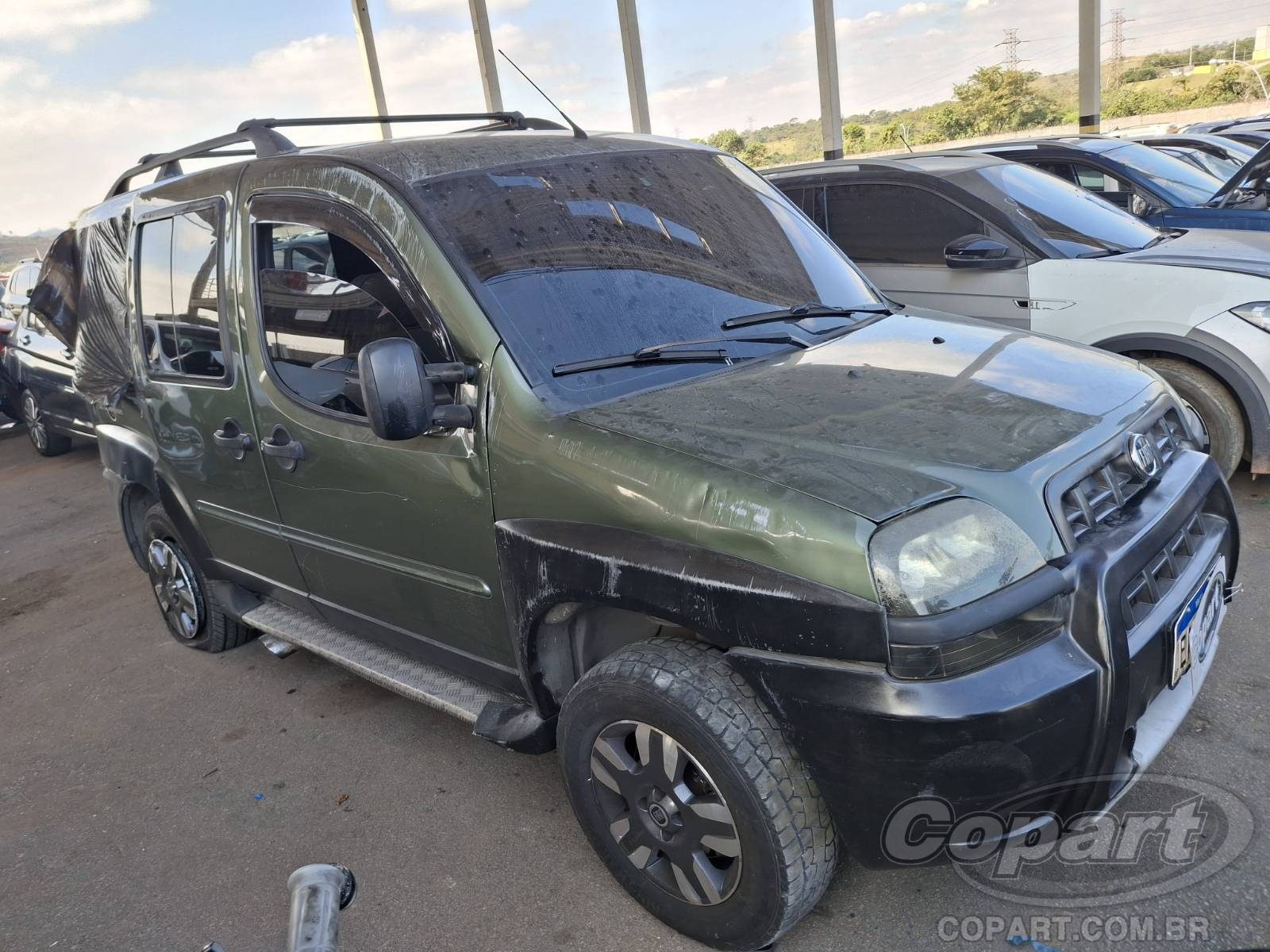 Veículo Fiat Doblo FIAT DOBLO ADVENTURE 1.8 2008 Colisão 2008 em leilão