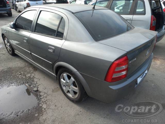 2005 CHEVROLET ASTRA SEDAN 