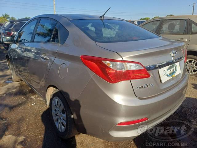 2017 HYUNDAI HB20S 