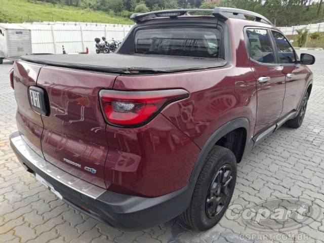 2017 FIAT TORO 