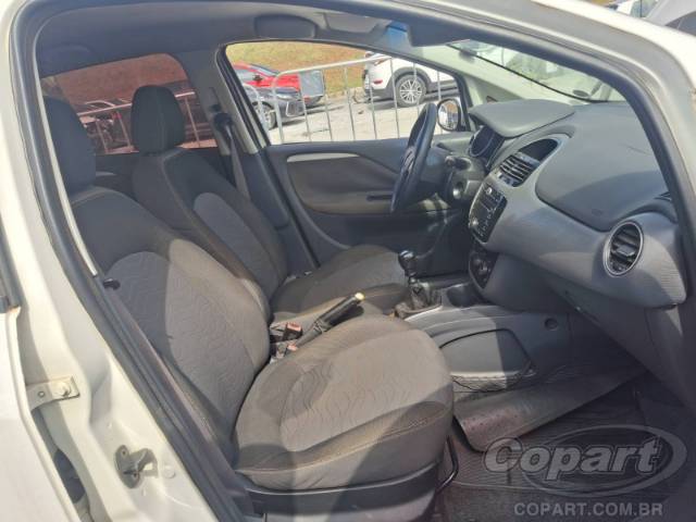 2013 FIAT PUNTO 