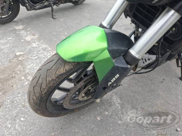 2025 BAJAJ DOMINAR 