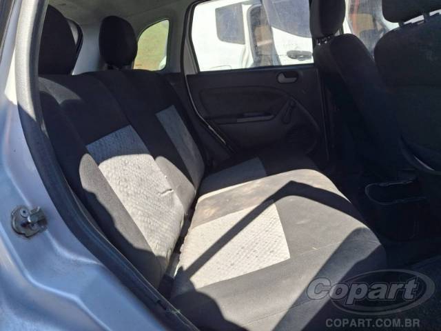 2011 FORD FIESTA 