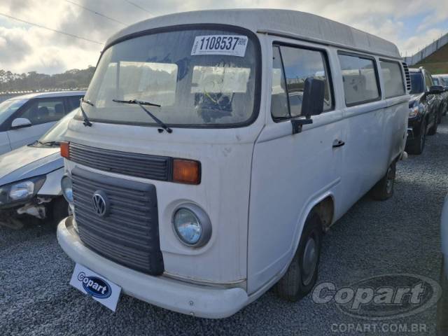 2013 VOLKSWAGEN KOMBI 