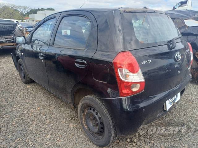 2013 TOYOTA ETIOS 