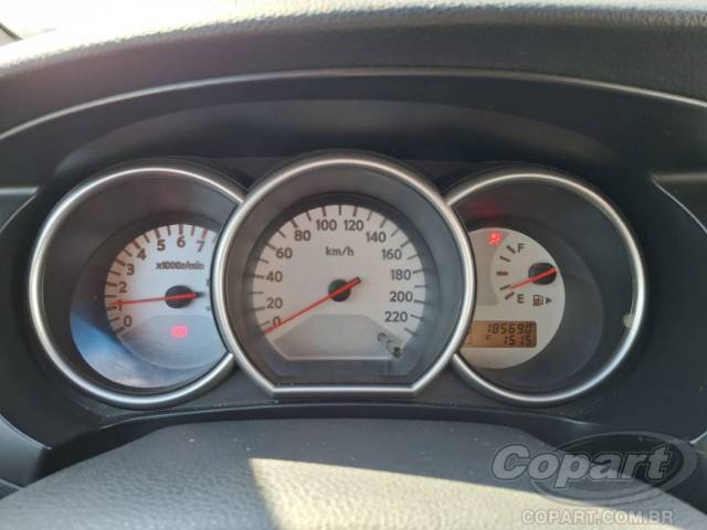 2014 NISSAN LIVINA 