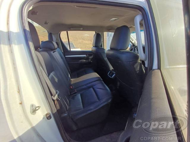 2016 TOYOTA HILUX CD 