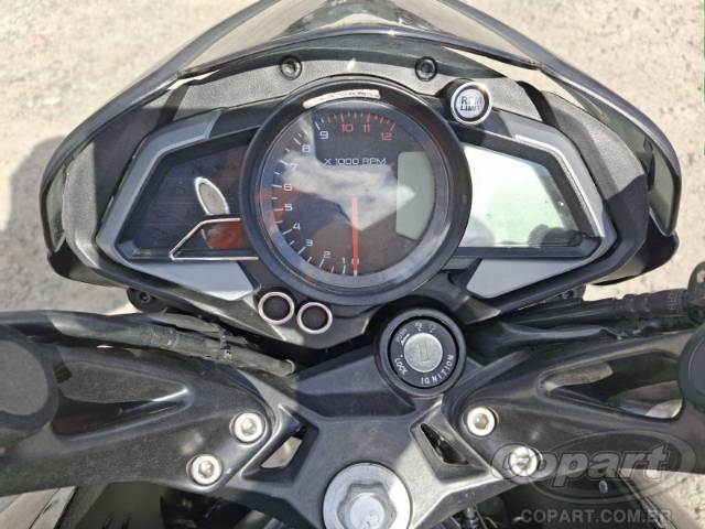 2025 BAJAJ DOMINAR 