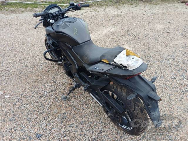 2025 BAJAJ DOMINAR 