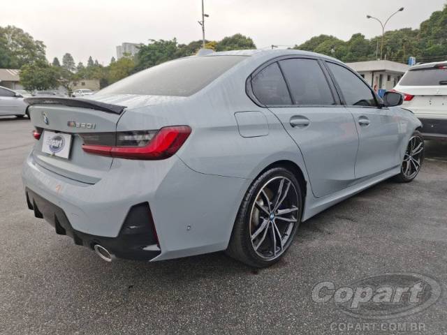 2024 BMW SERIE 3 