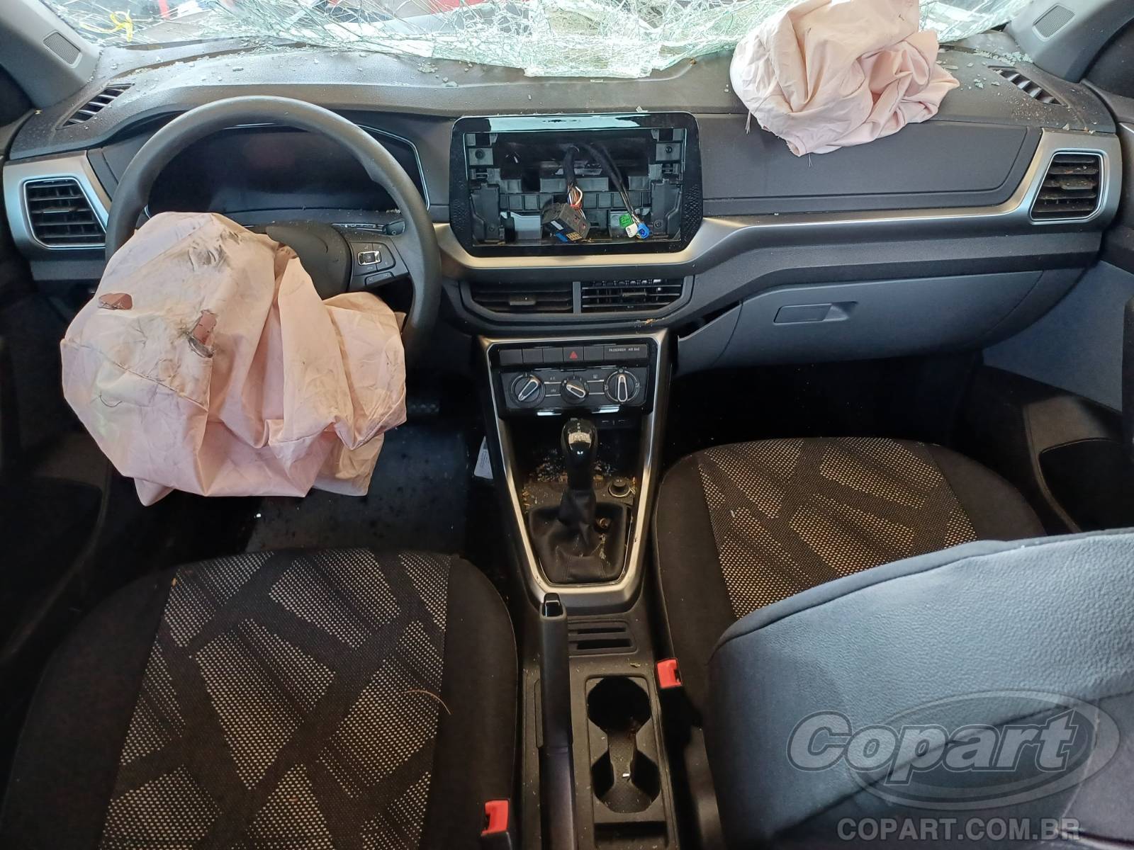 2026 VOLKSWAGEN T-CROSS — foto 9 de 11