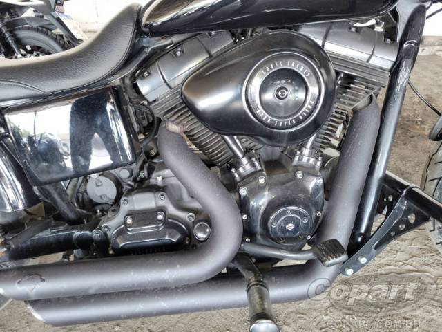 2009 HARLEY-DAVIDSON DYNA 