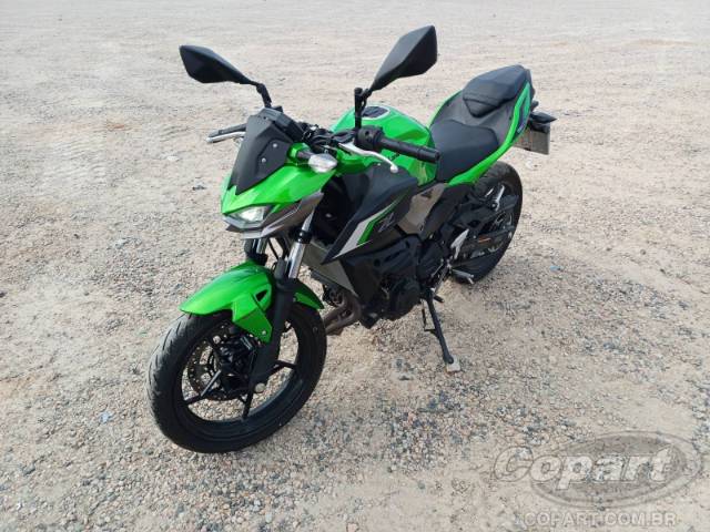 2026 KAWASAKI Z500 