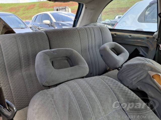 1995 CHEVROLET CORSA 