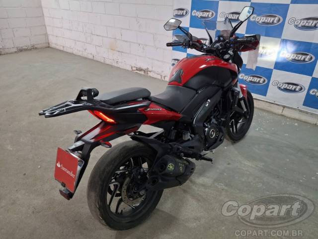 2025 BAJAJ DOMINAR 