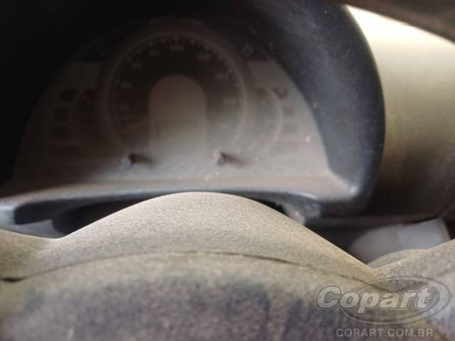 2006 VOLKSWAGEN FOX 