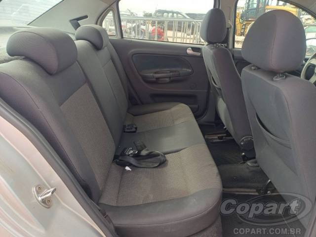 2013 VOLKSWAGEN VOYAGE 
