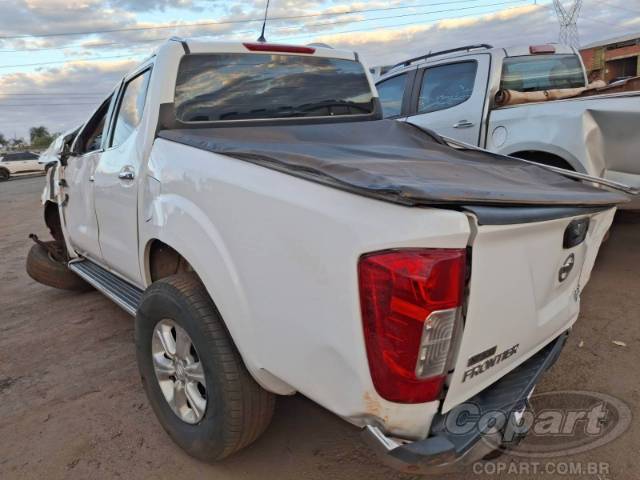 2017 NISSAN FRONTIER CD 