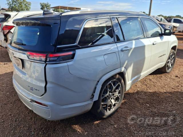 2023 JEEP COMMANDER 