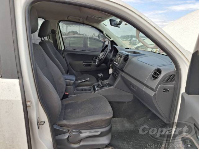 2013 VOLKSWAGEN AMAROK 