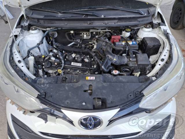 2022 TOYOTA YARIS 