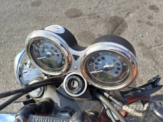 2024 TRIUMPH BONNEVILLE 