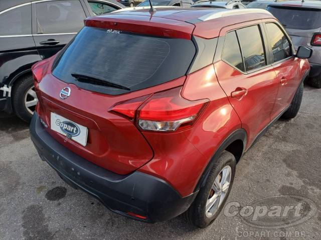 2019 NISSAN KICKS 