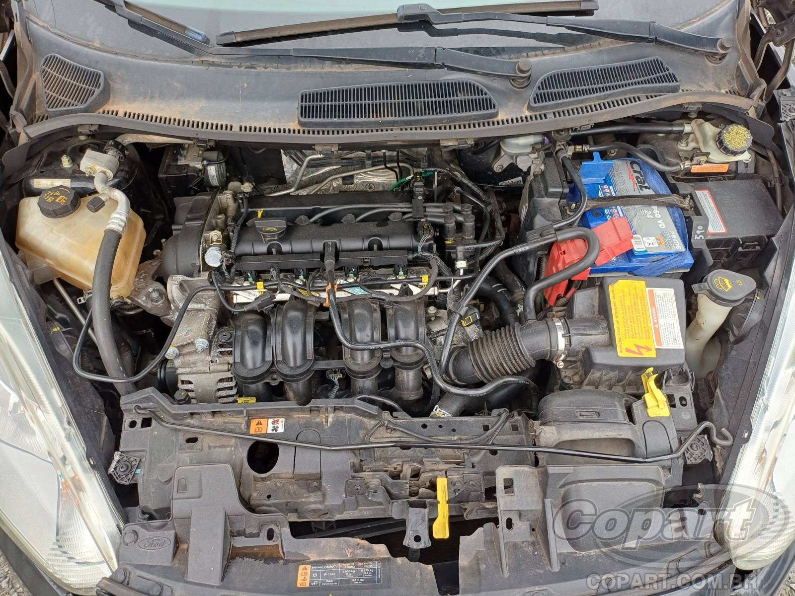 Foto 7 de 12: 2015 FORD FIESTA SEDAN