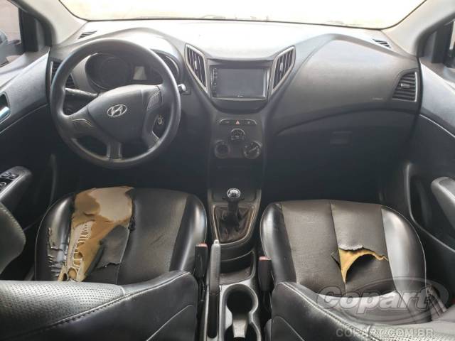 2015 HYUNDAI HB20 